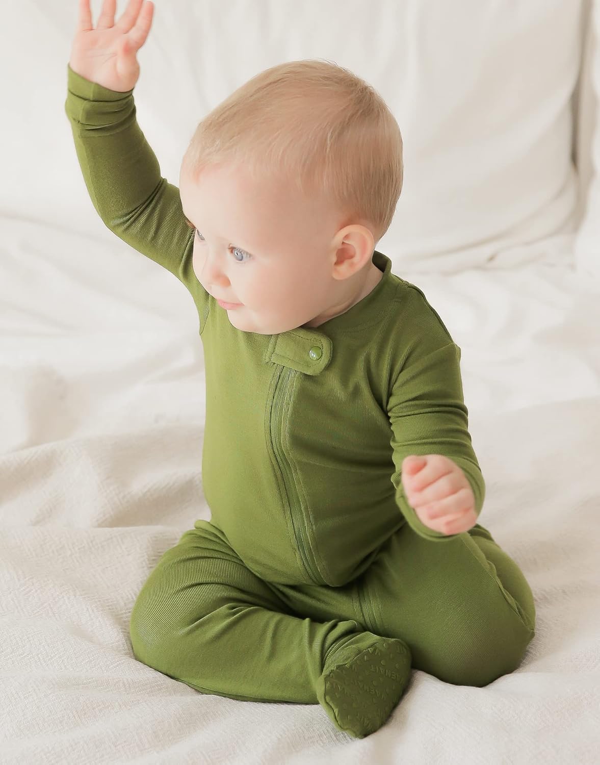 VAENAIT BABY Infant Toddler Boys Girls Footed One-Piece Sleep and Play Premium Modal Pajamas 1-2 Pieces