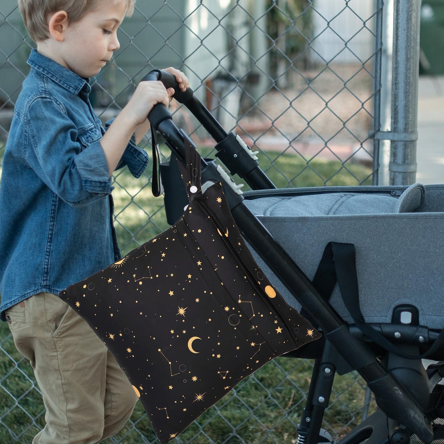 2pcs Cloth Diaper Wet Dry Bags, Waterproof Reusable Wet Bag with 2 Zipper Pockets & Handle, Washable Laundry Bags for Baby Adult Clothes Travel Beach Pool Daycare Yoga Gym Exercise Swimsuits,