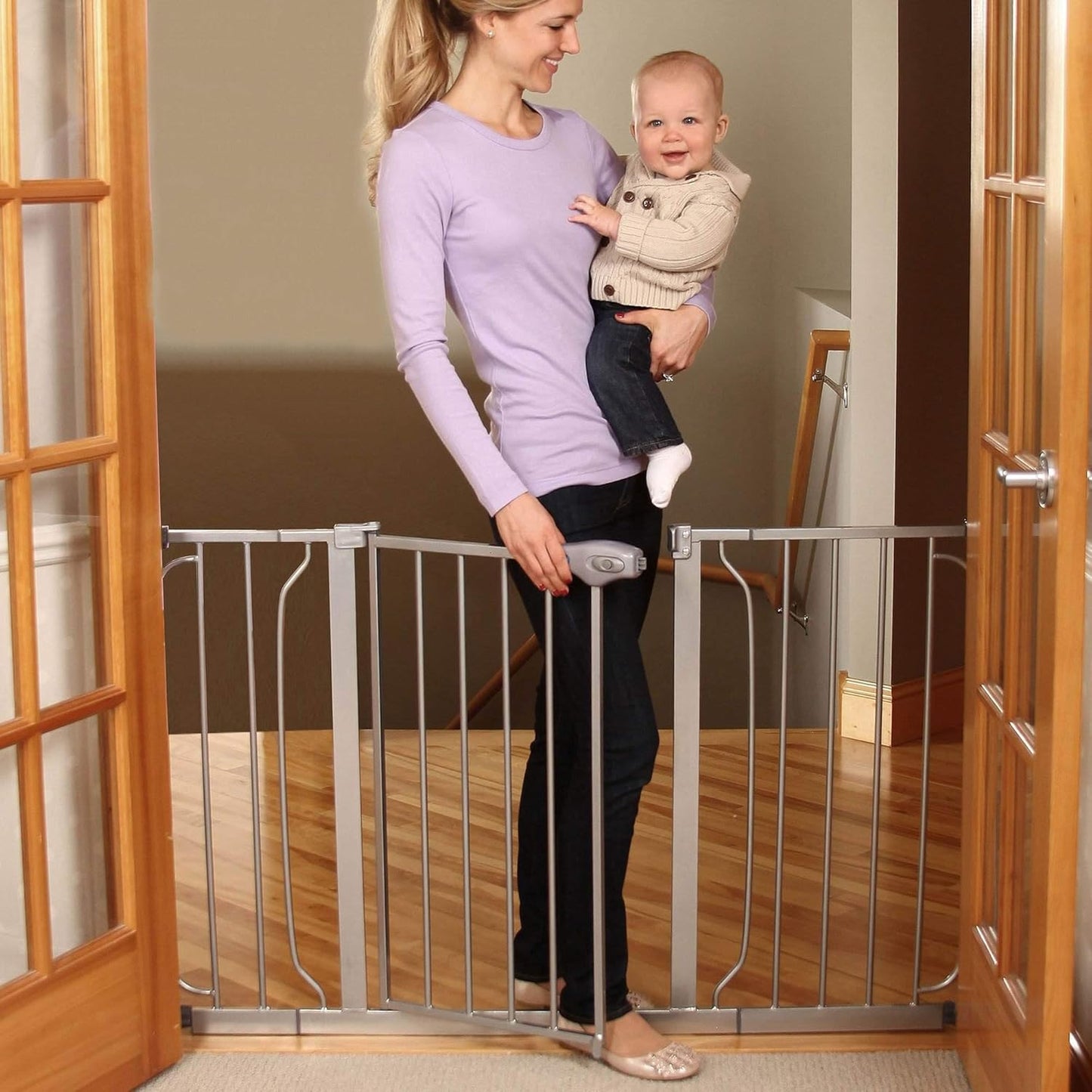 Regalo Easy Step 49-Inch Extra Wide Baby Gate, Includes 4-Inch and 12-Inch Extension Kit, 4 Pack of Pressure Mount Kit and 4 Pack of Wall Mount Kit, Platinum - Total Pack of 1