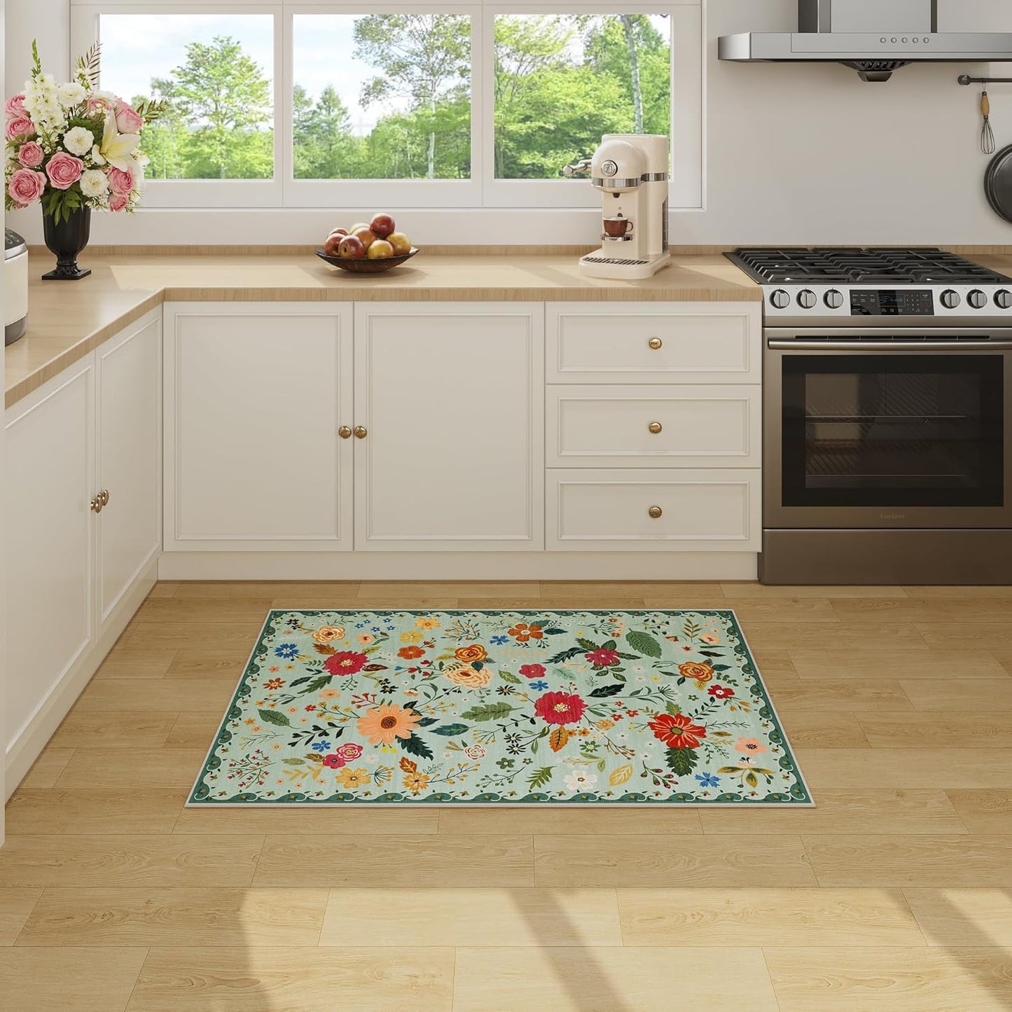 2x3 Washable Rug for Entryway, Floral Green Soft Small Area Rug, Non Slip Doormat Indoor Entrance Carpet, Flower Low Pile Front Door Throw Rug for Bedroom, Kitchen, Laundry, Bathroom, Sage Green