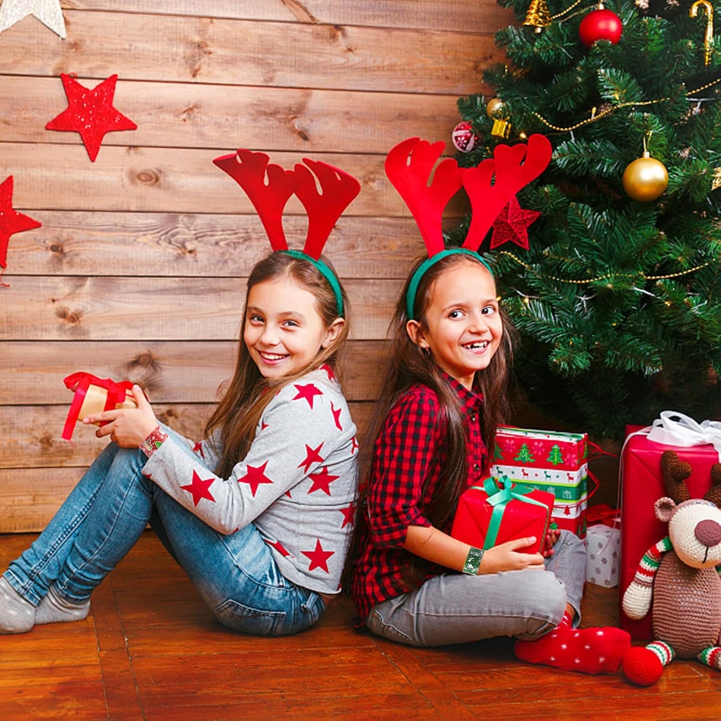 48PCS Christmas Slap Bracelets Slap Xmas Snap Bracelet Party Favors Toys Slap Bands Assorted Christmas Theme Pattern for Christmas Party Favors