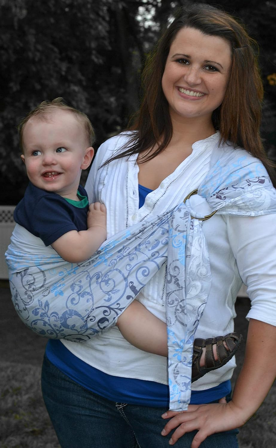 Lite-on-Shoulder Baby Sling