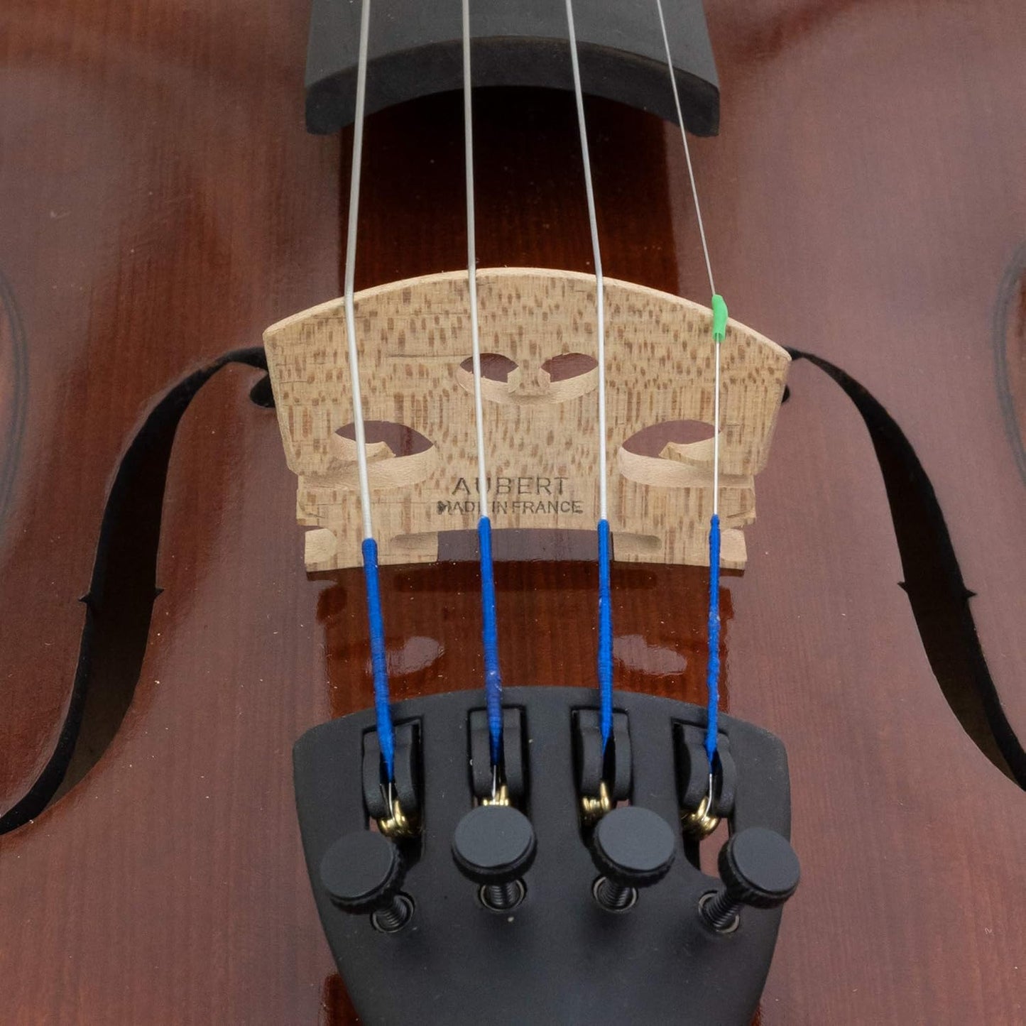 Kennedy Violins Louis Carpini G2 Violin Outfit CLEARANCE Carrying Case and Accessories Included - Solid Maple Wood and Ebony Fittings (3/4)